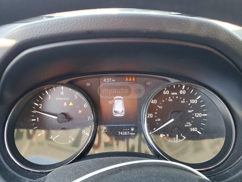 Nissan Rogue Sport - фото 14
