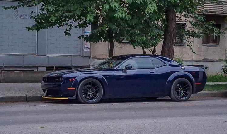 Dodge Challenger - фото 6