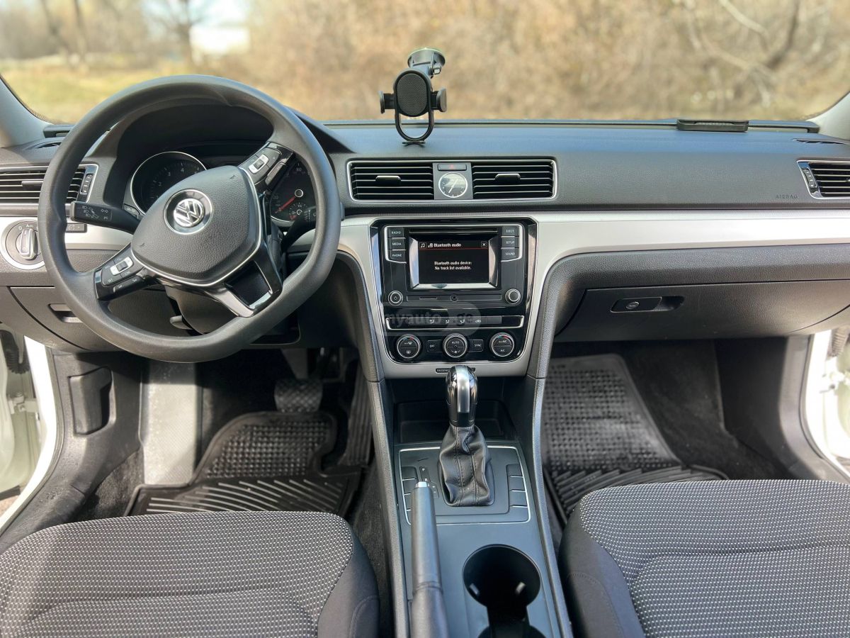 Volkswagen Passat - фото 5