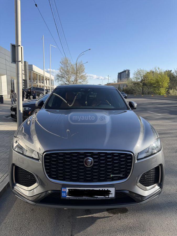Jaguar F-Pace - фото 1
