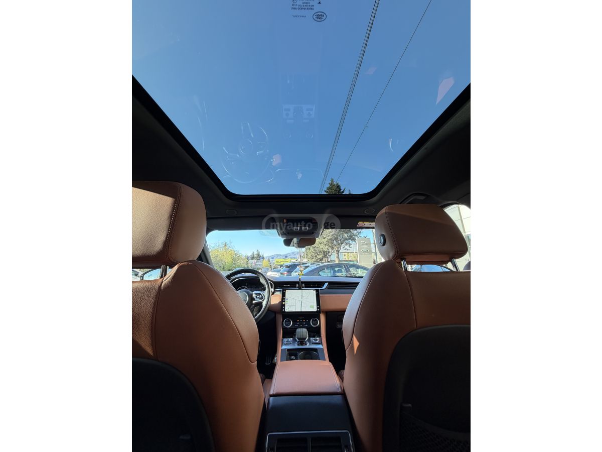 Jaguar F-Pace - фото 5