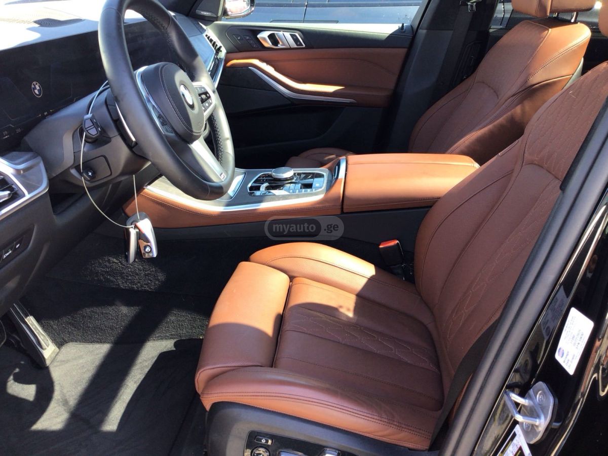 BMW xDrive40i 4dr All Wheel Drive — миниатюра 10