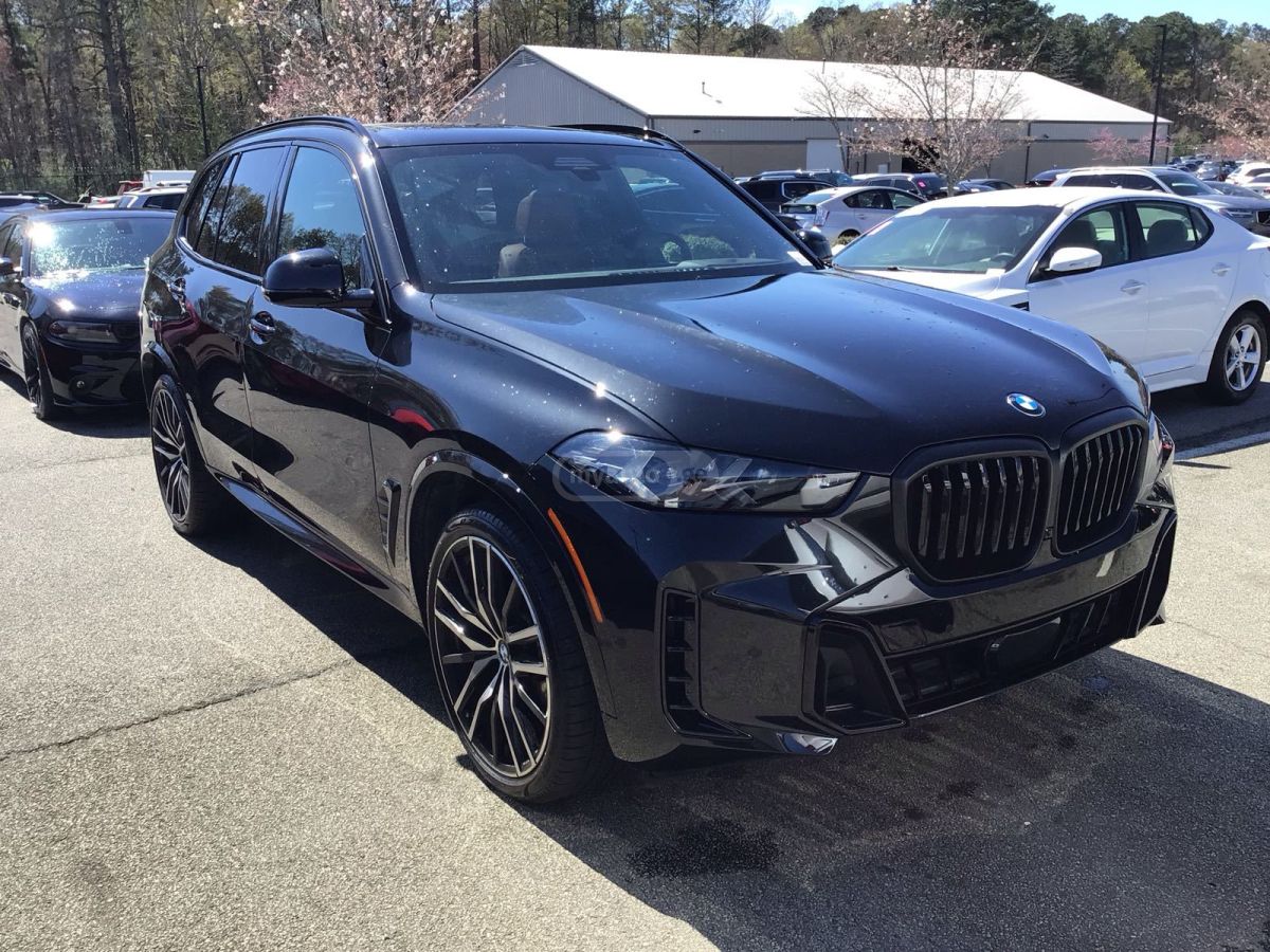 BMW xDrive40i 4dr All Wheel Drive — миниатюра 6