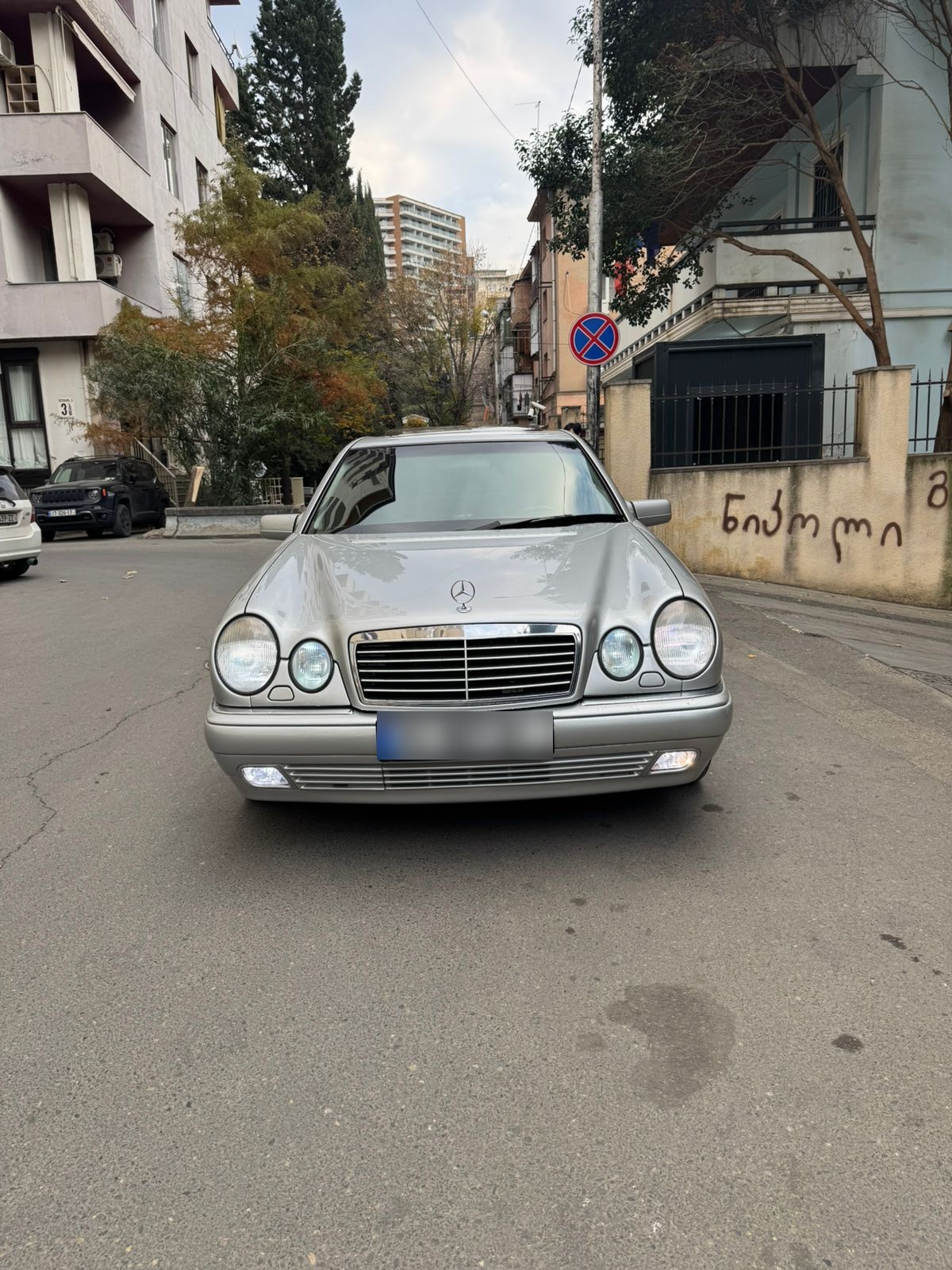 Mercedes-BenzE 3201998