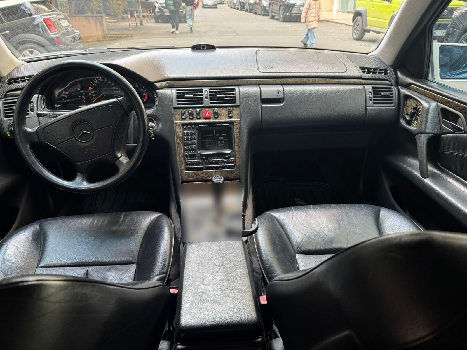 Mercedes-BenzE 3201998