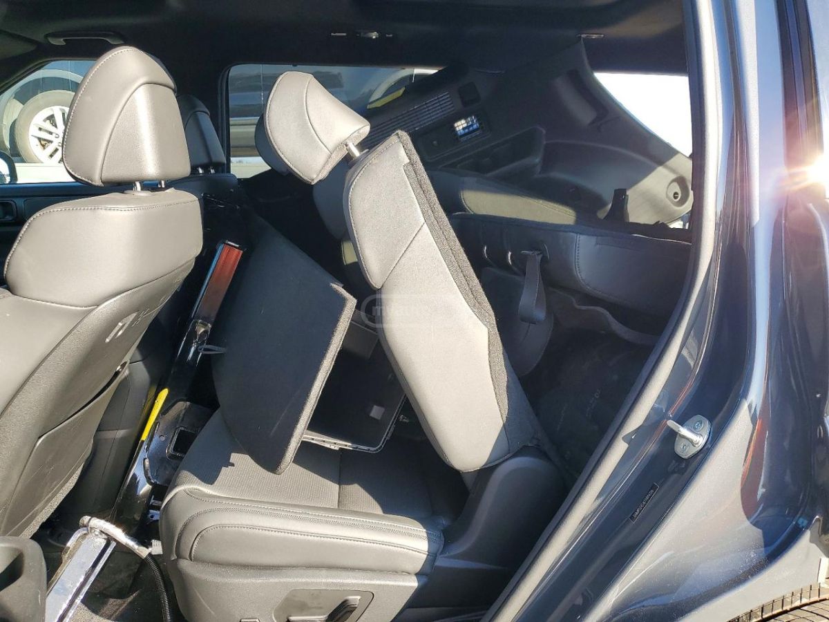 Hyundai Santa FE - фото 11