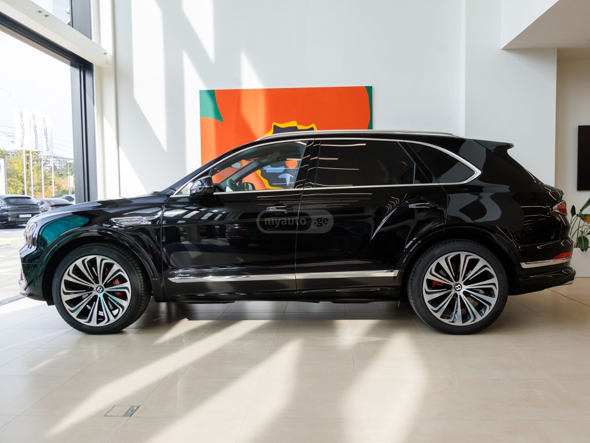 Bentley Bentayga Azure 2025 — миниатюра 2