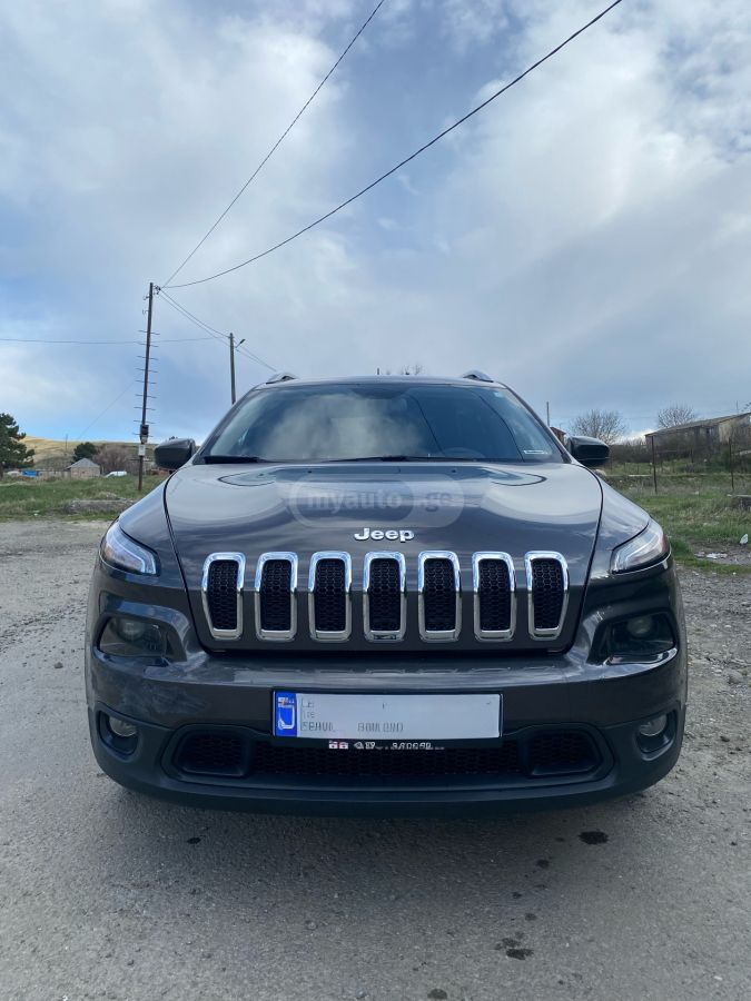Jeep Cherokee - фото 1