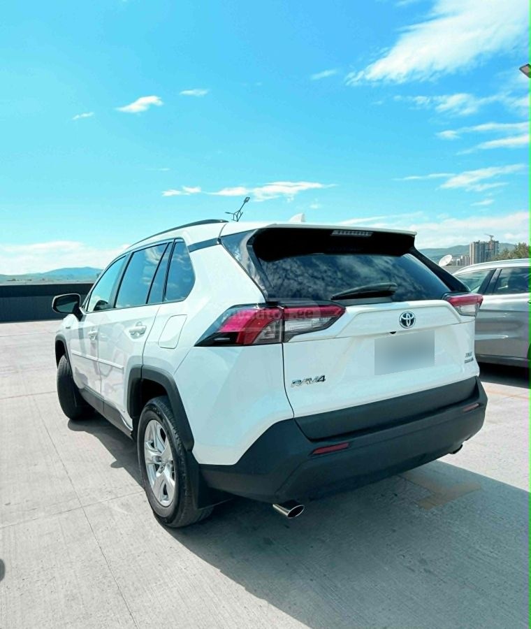 Toyota Rav 4 - фото 2