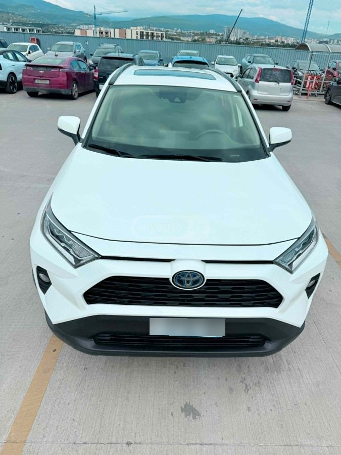 Toyota Rav 4 - фото 7