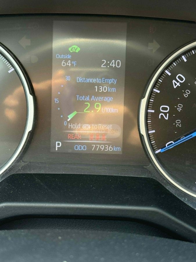 Toyota Rav 4 - фото 8