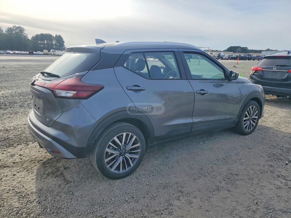 Nissan Kicks - фото 3