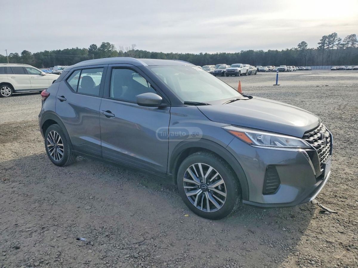 Nissan Kicks - фото 4