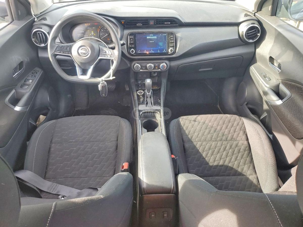 Nissan Kicks - фото 8