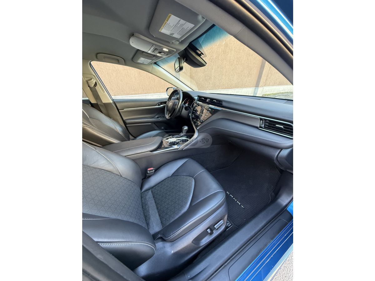 Toyota Camry - фото 11