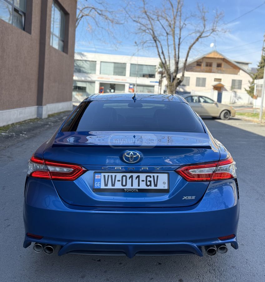 Toyota Camry - фото 7