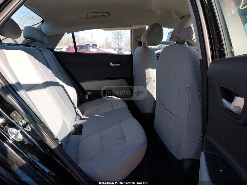 Kia Rio 2023 — миниатюра 8