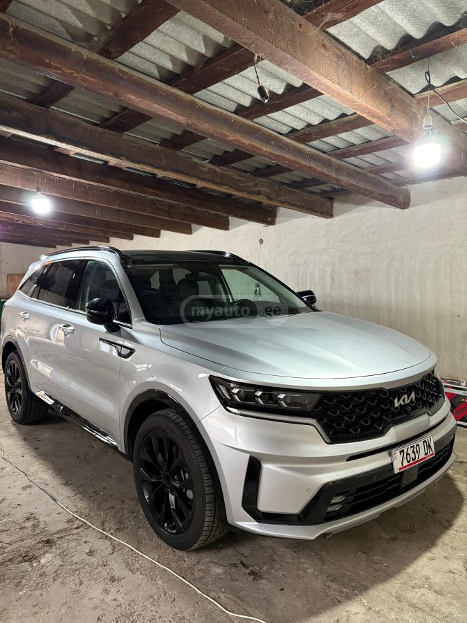 Kia Sorento - фото 1