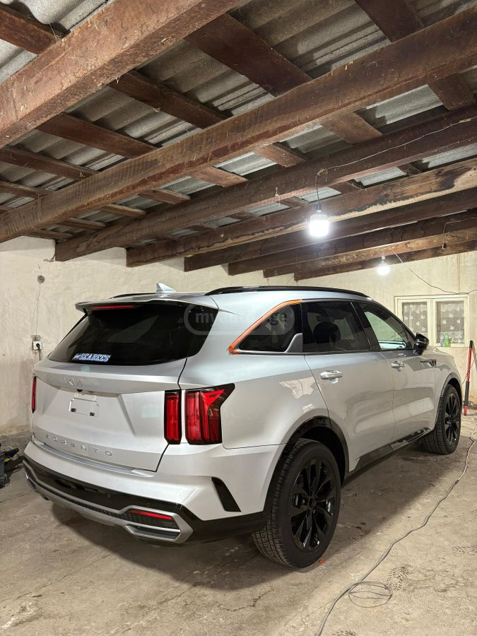 Kia Sorento - фото 4