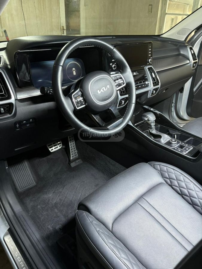 Kia Sorento - фото 6