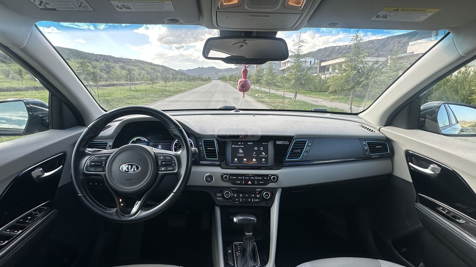 Kia Niro - фото 11