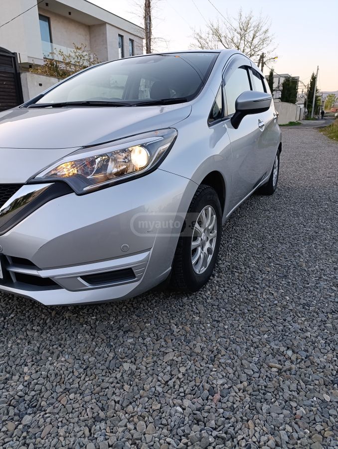 Nissan Note - фото 2