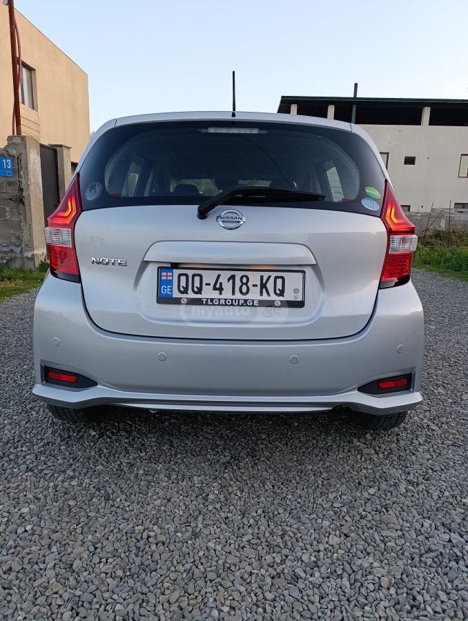 Nissan Note - фото 4