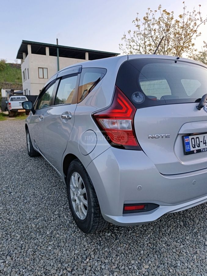 Nissan Note - фото 5