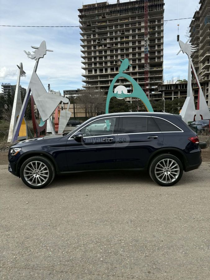 Mercedes-Benz Base GLC 300 4dr All-Wheel Dri — миниатюра 3