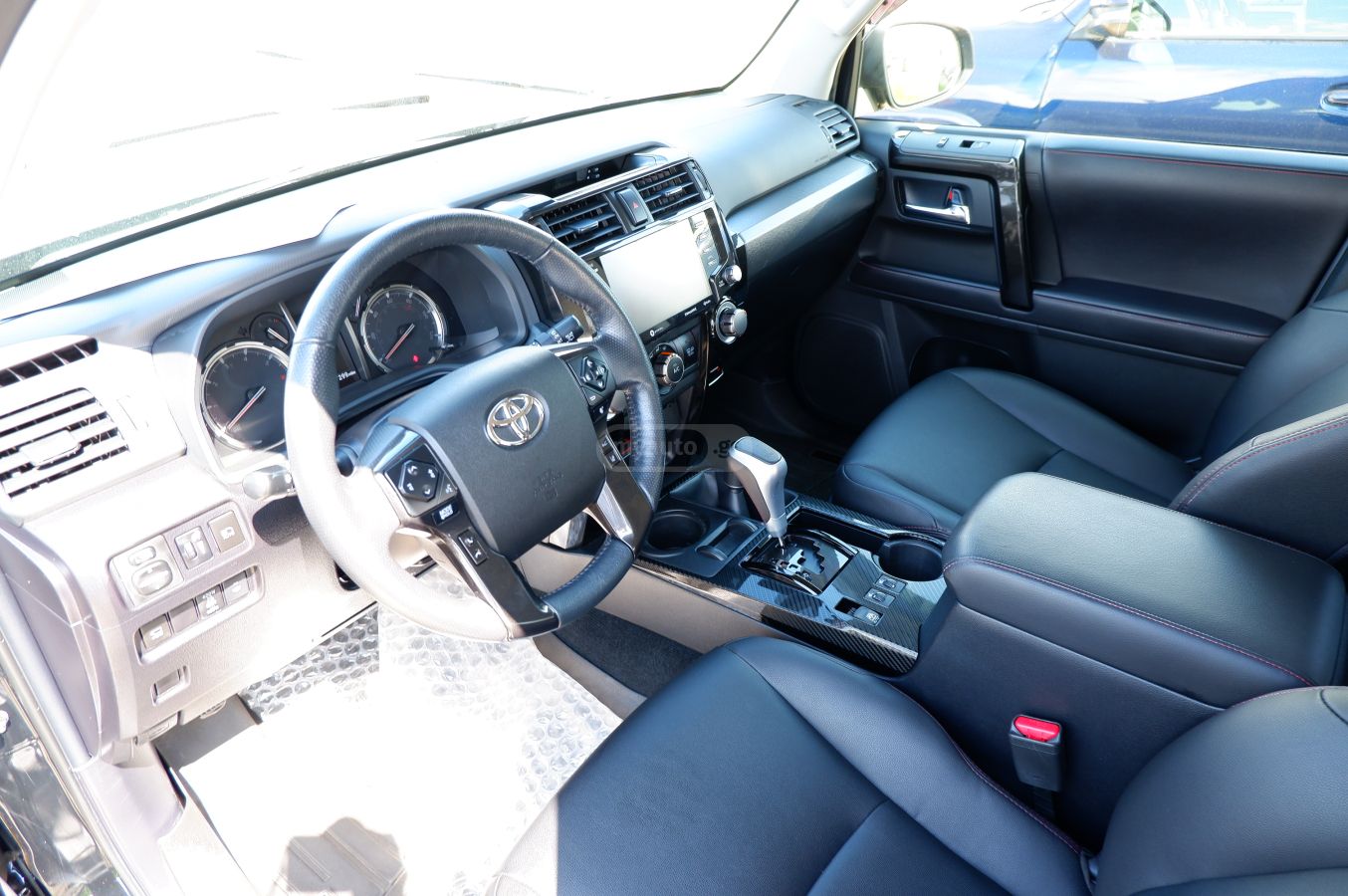 Toyota 4 Runner - фото 11