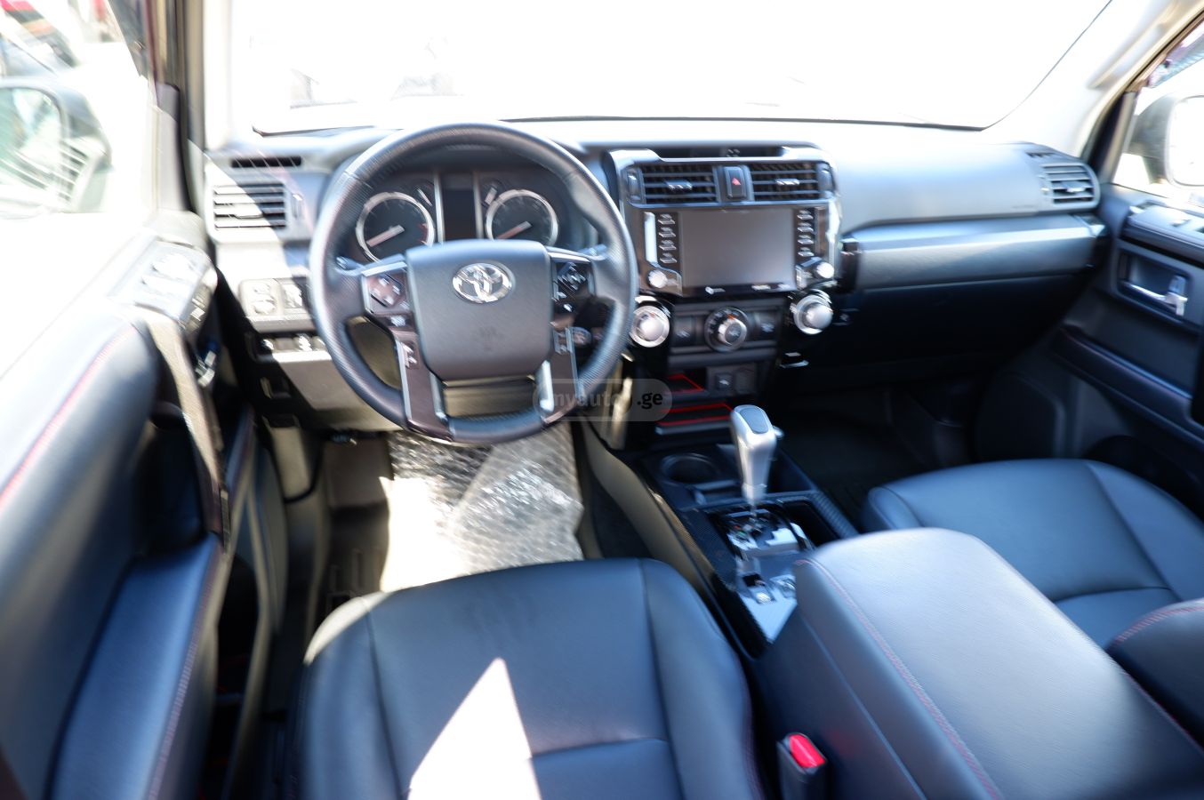 Toyota 4 Runner - фото 8