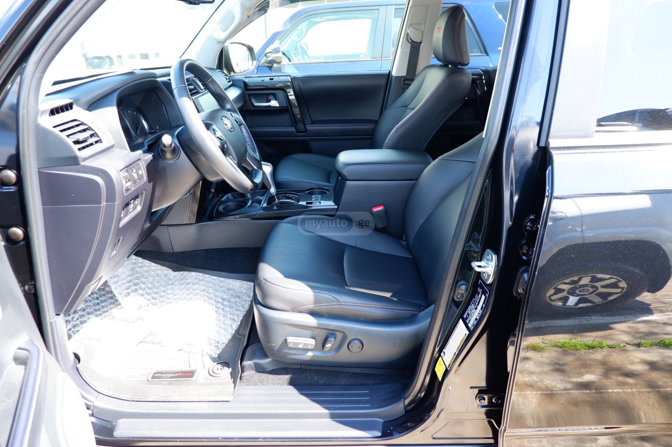 Toyota 4 Runner - фото 9