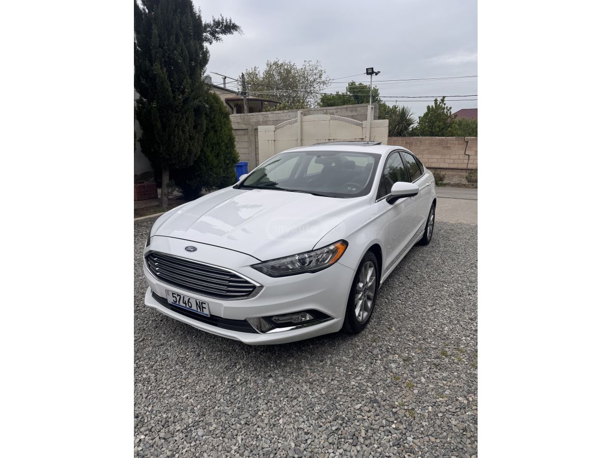 Ford Fusion - фото 1