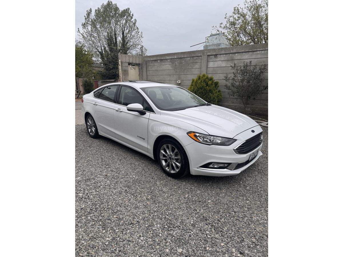 Ford Fusion - фото 3