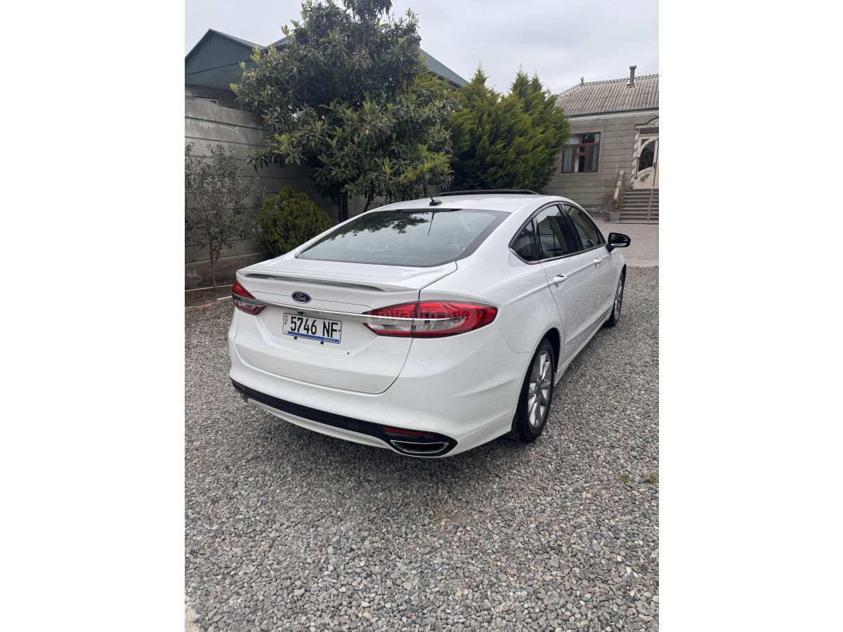 Ford Fusion - фото 4