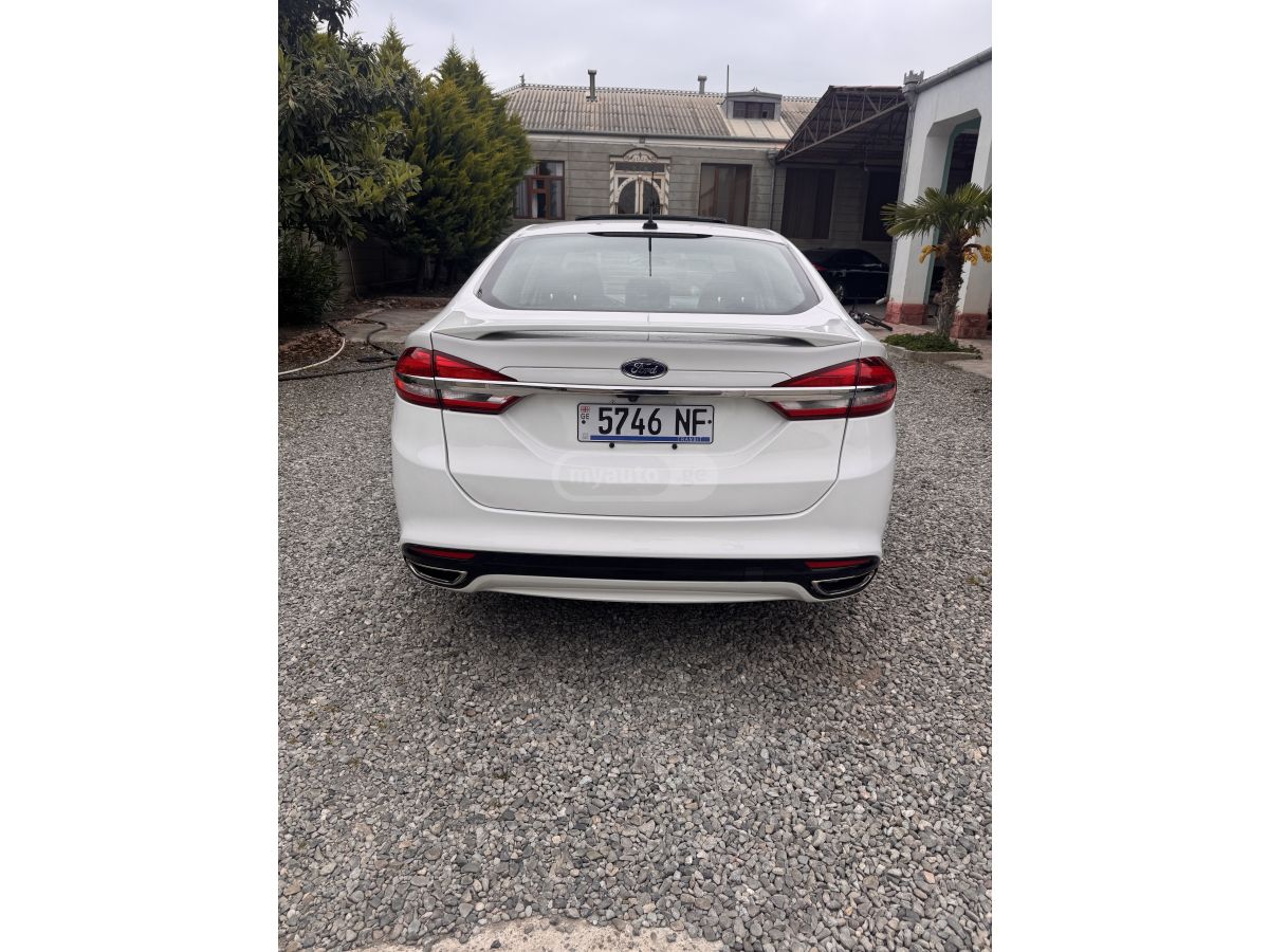 Ford Fusion - фото 5