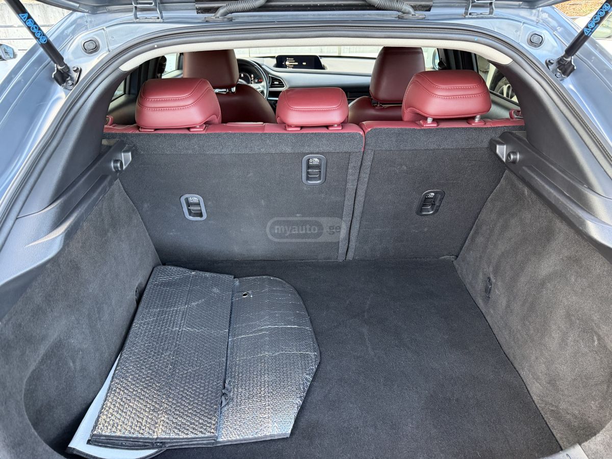 Mazda CX-30 - фото 12