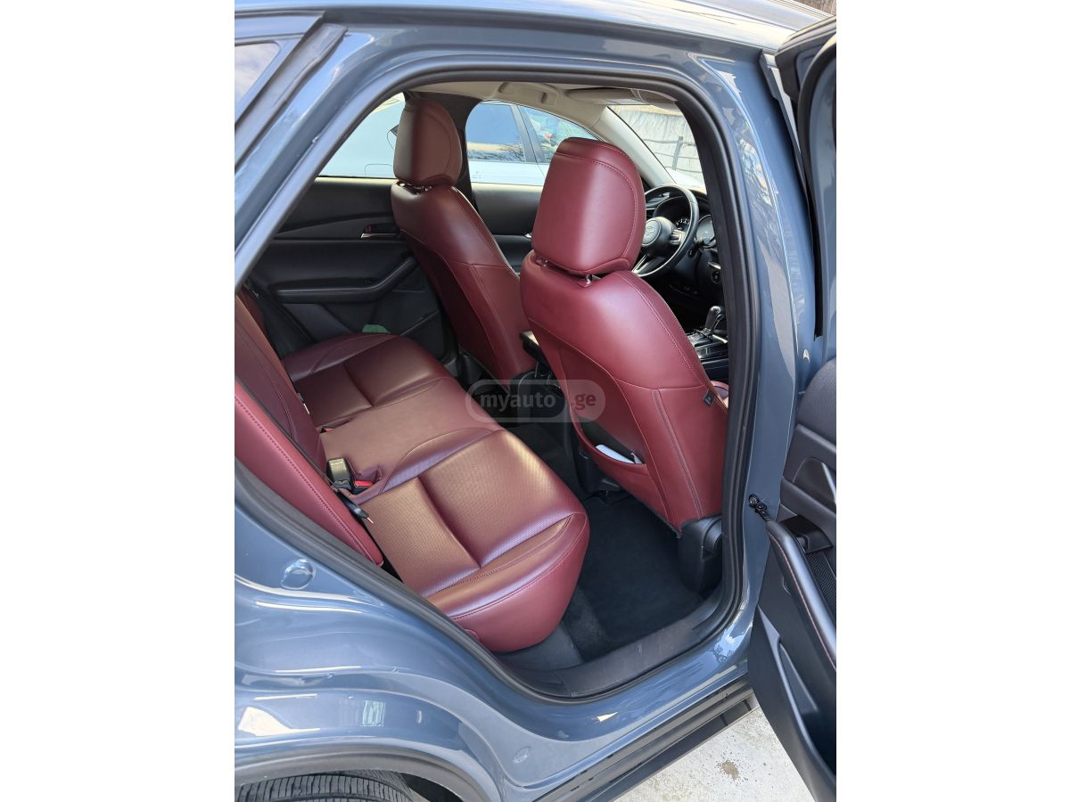 Mazda CX-30 - фото 4