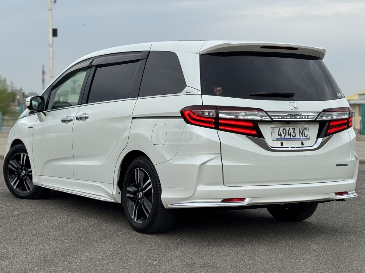 Honda Odyssey - фото 4