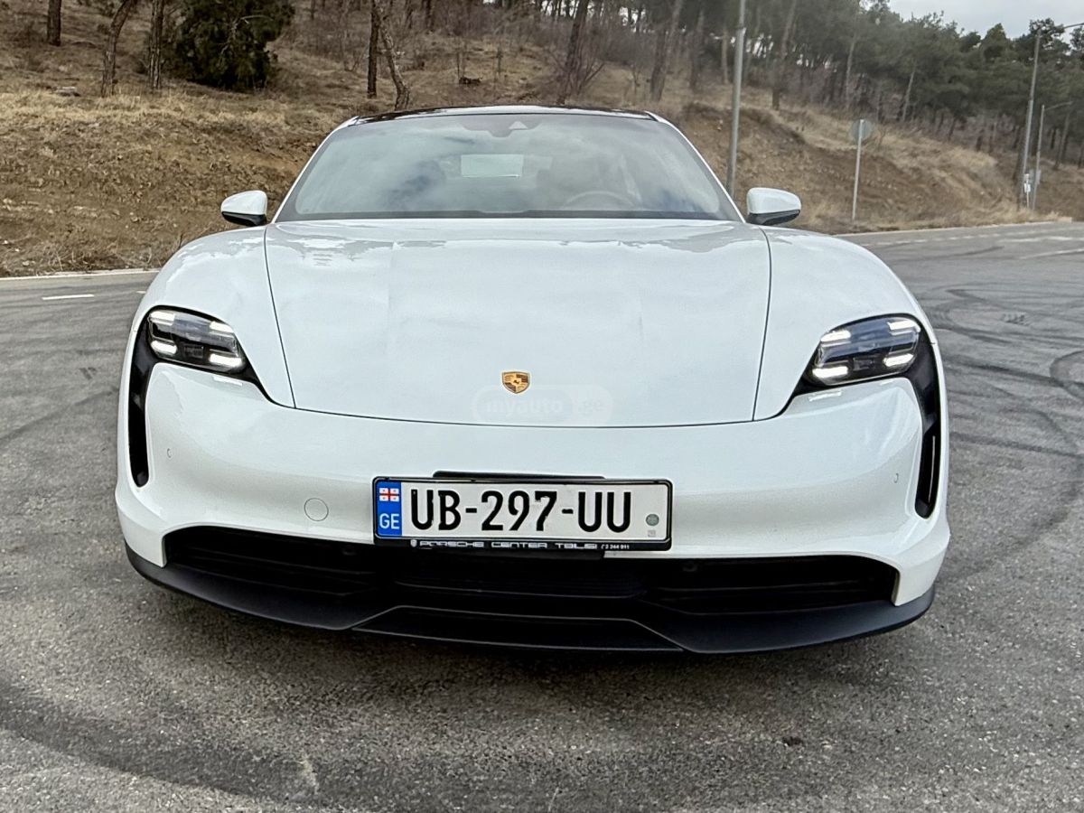 Porsche Taycan 4 S - фото 5