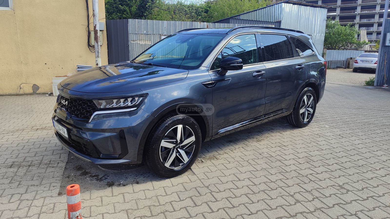 Kia Sorento - фото 10