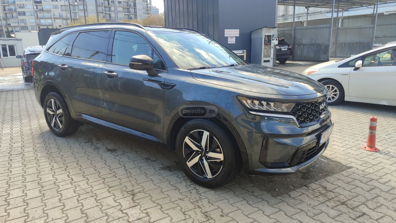 Kia Sorento - фото 8