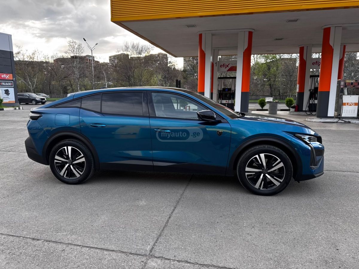 Peugeot 408 - фото 7