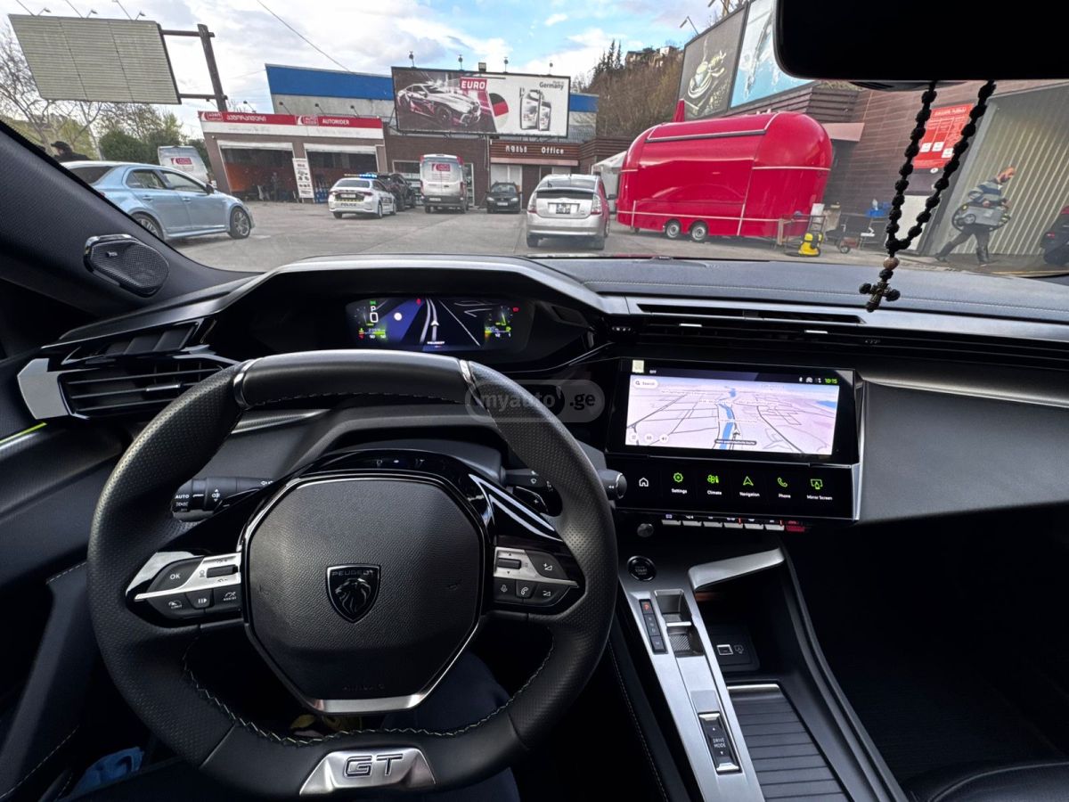 Peugeot 408 - фото 8