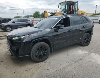 ToyotaRAV 4