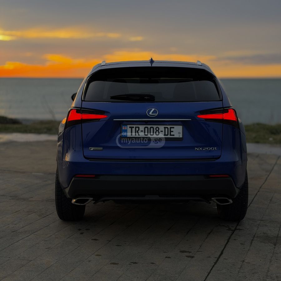 Lexus NX 200 - фото 12