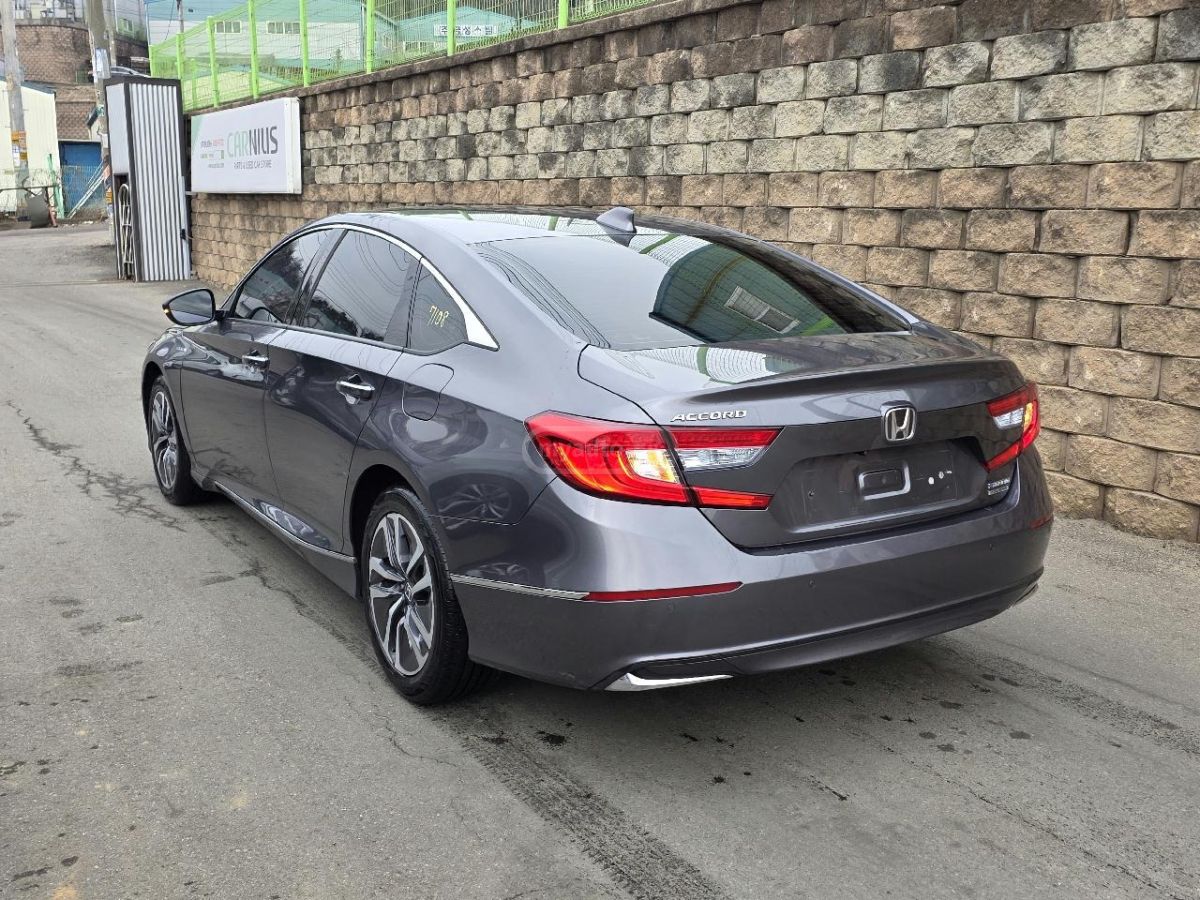 Honda Accord - фото 4