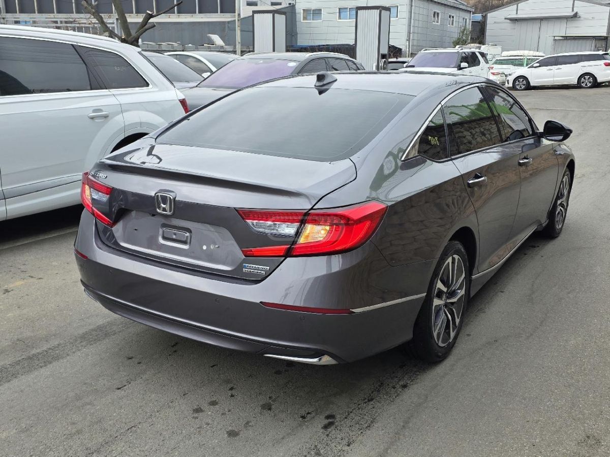 Honda Accord - фото 5