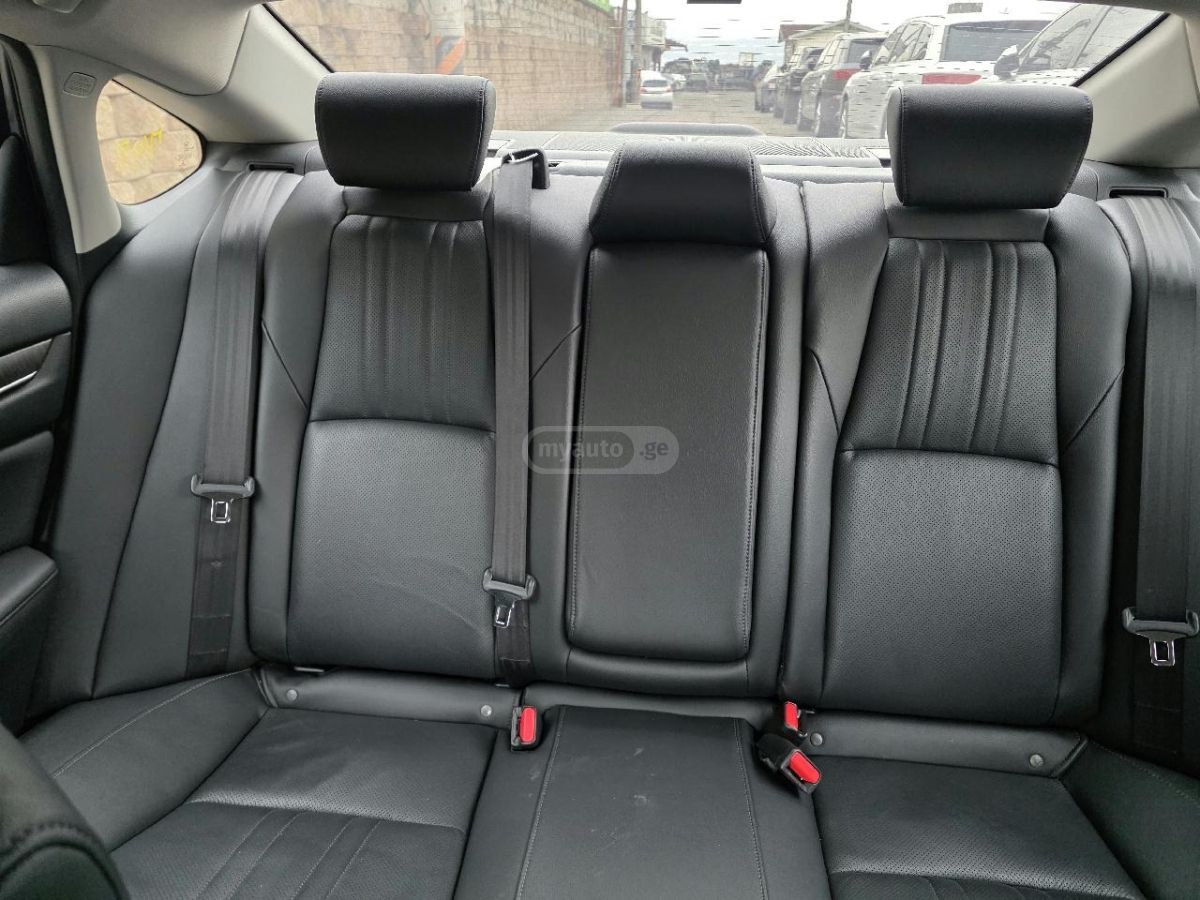 Honda Accord - фото 8