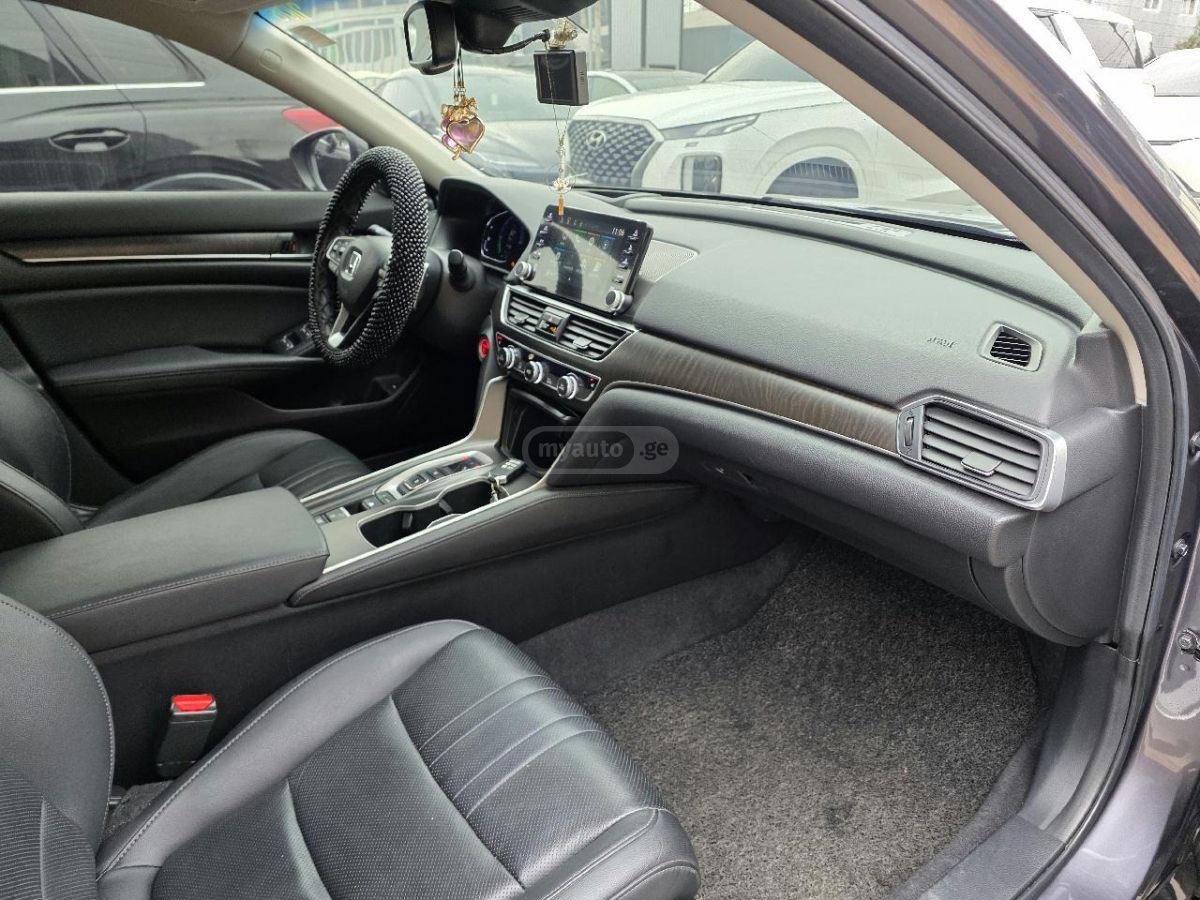 Honda Accord - фото 9